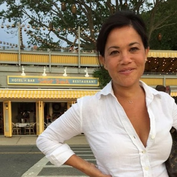 Meet your Posher, Katherine - Picture 1 of 1